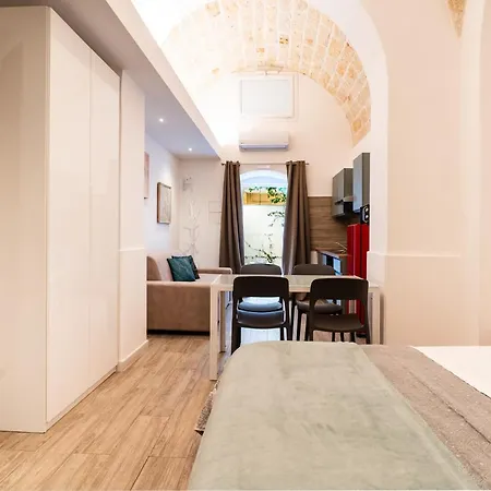 Giardino Dei Limoni Apartment *